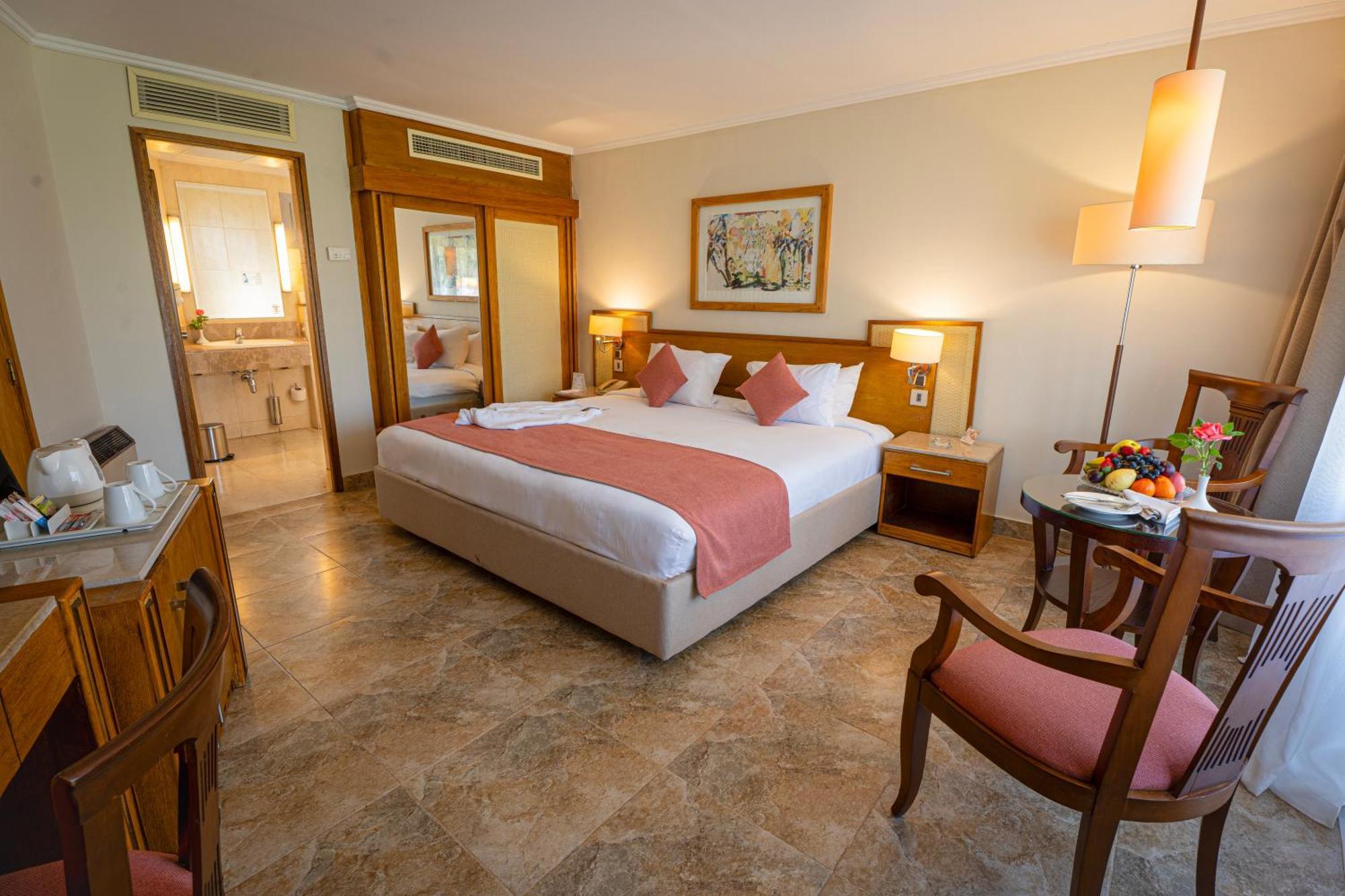 Jolie Ville Hotel & Spa Kings Island Louxor Extérieur photo A room at the Dead Sea Spa Magdiel